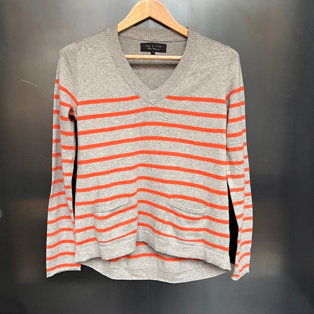 Rag & Bone // V-neck // Sweater // Cotton+Cashmere